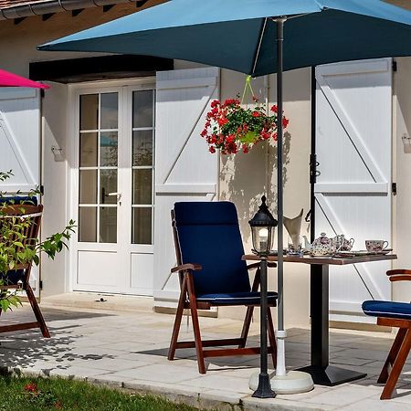 Bed and Breakfast Domaine Du Bois Des Anges Germigny-l'Eveque Zewnętrze zdjęcie