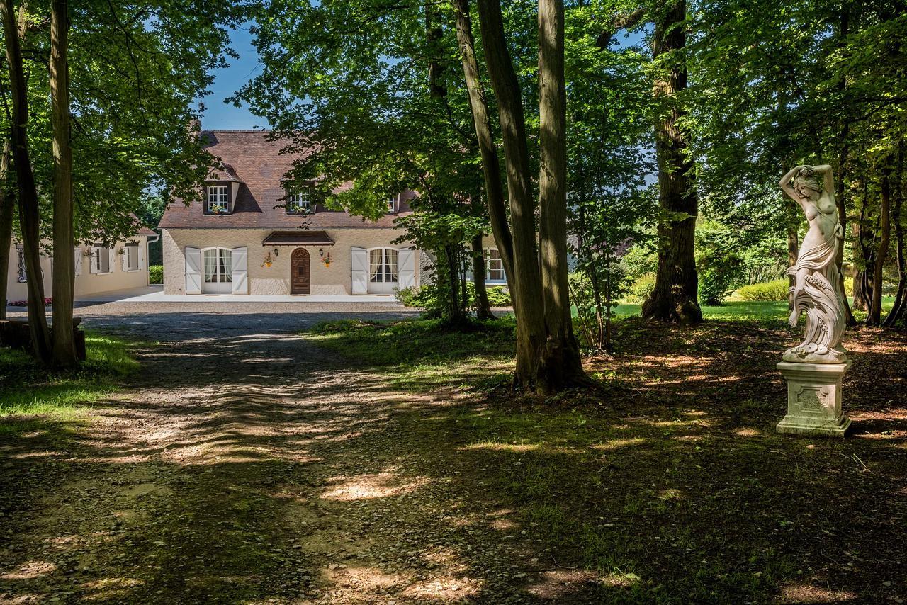 Bed and Breakfast Domaine Du Bois Des Anges Germigny-l'Eveque Zewnętrze zdjęcie